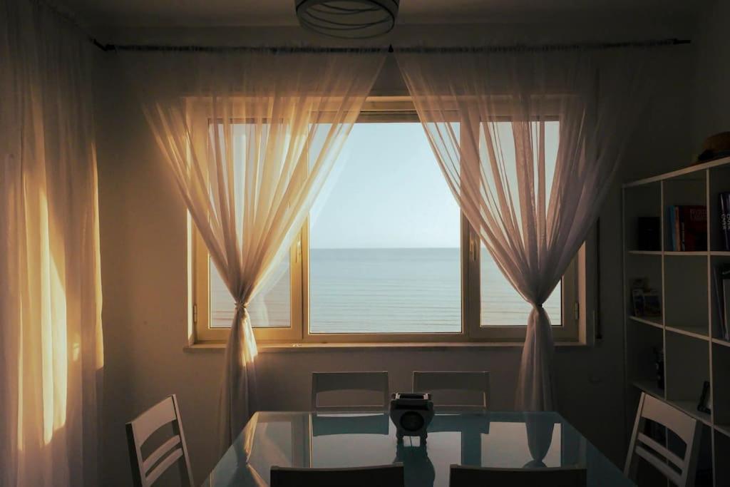 The Beachfront Apartment