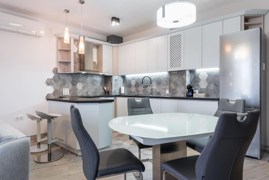 Colour Code Apartment