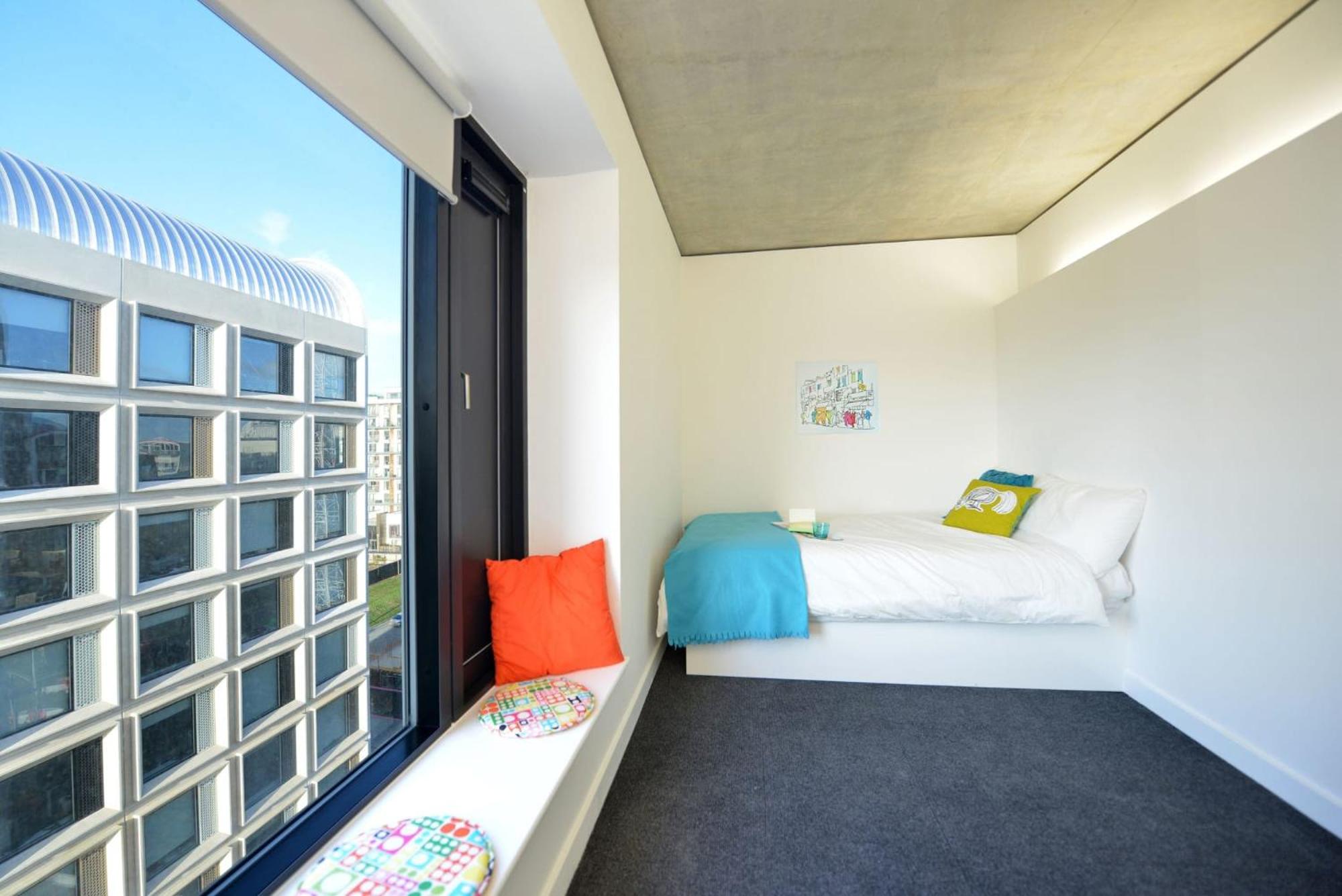 For Students Only Spacious Studio Apartments at Flinders House located in London