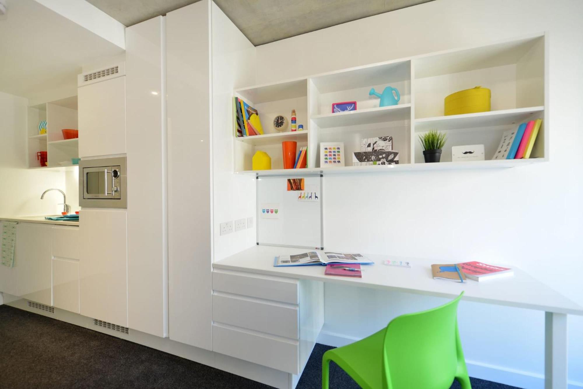 For Students Only Spacious Studio Apartments at Flinders House located in London