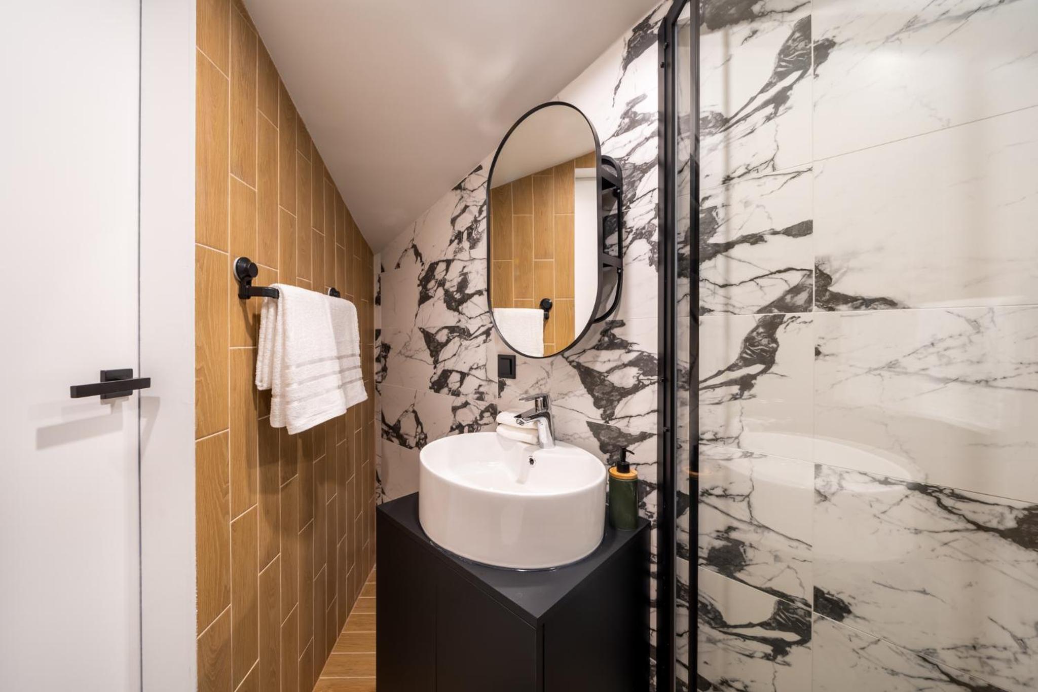 Spacious Mansard in the Old Town view 5
