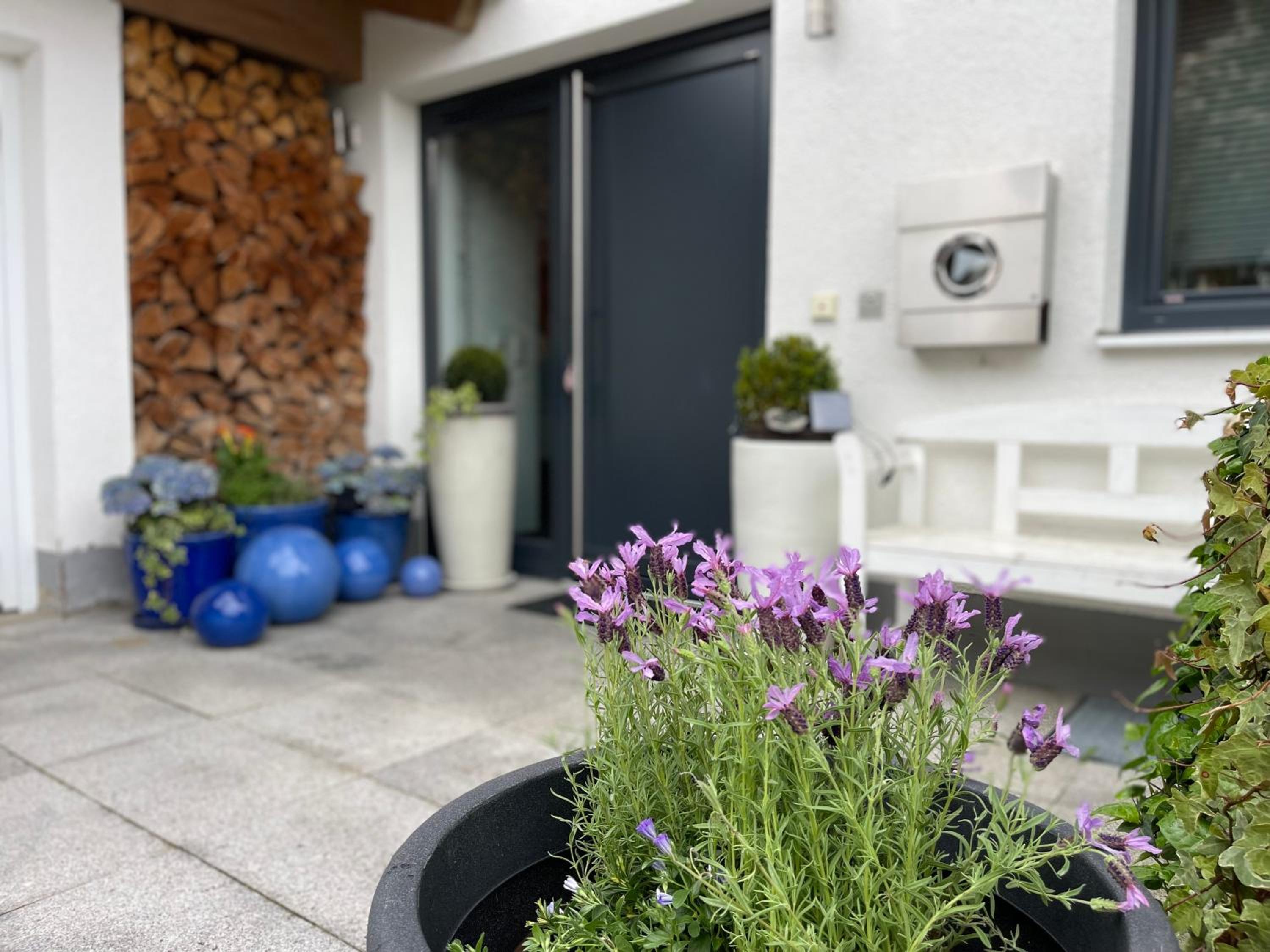 Architektenhaus mit Bergblick 220qm+Terasse/Garten