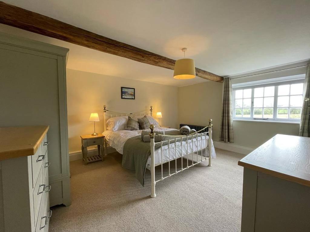 Woodpecker Cottage