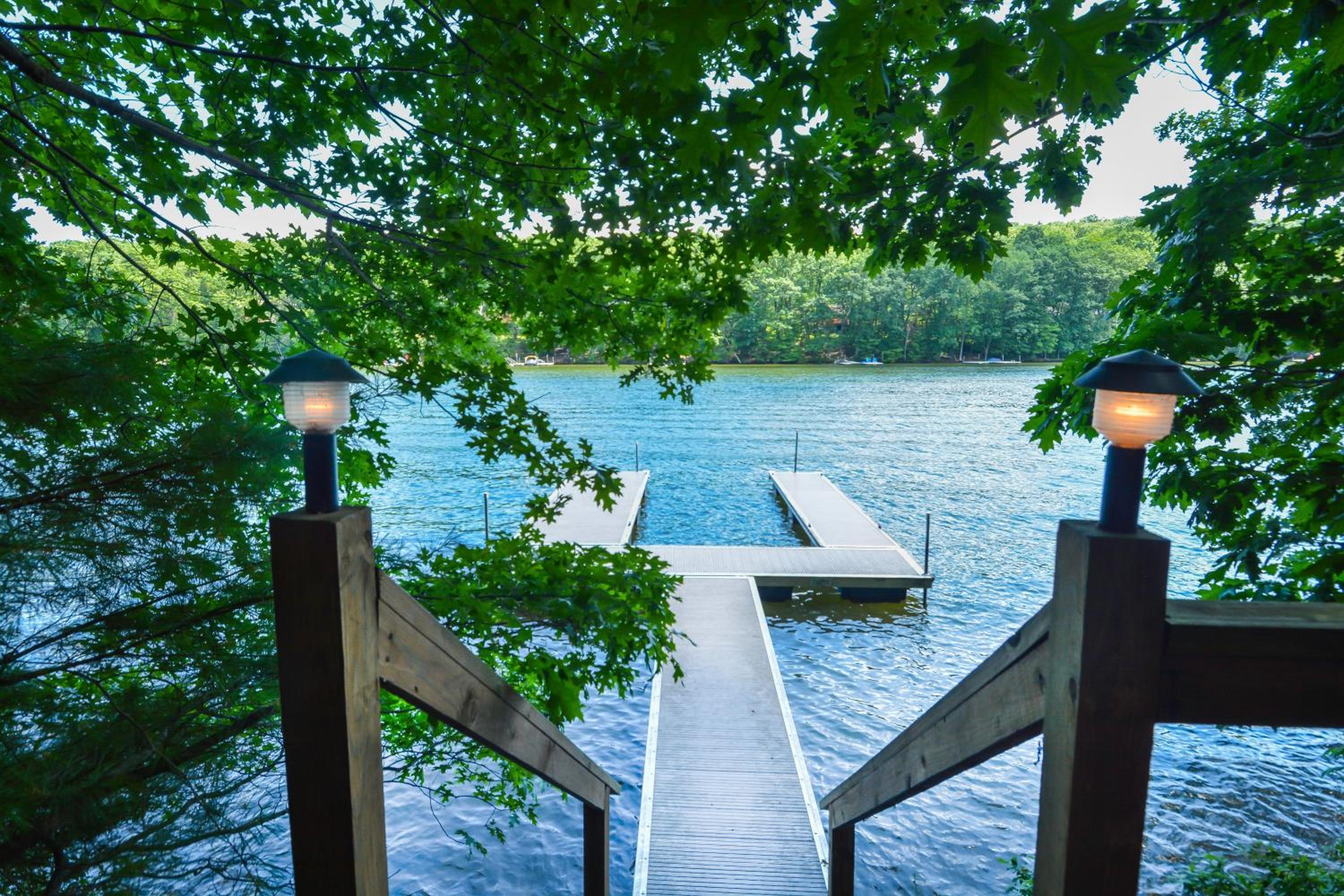 Lakey McLakeHouse view 3