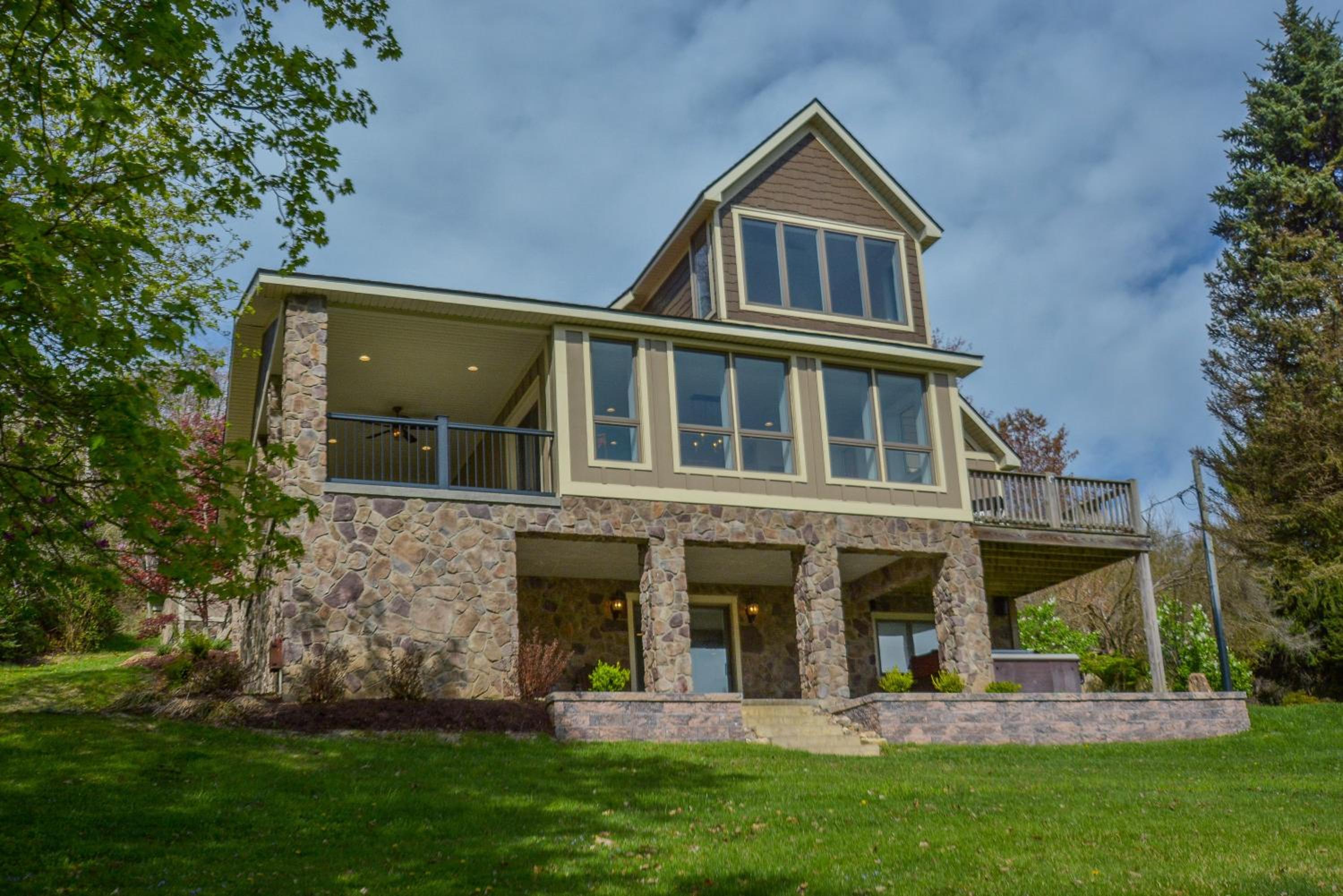 Lake Stone Manor view 5