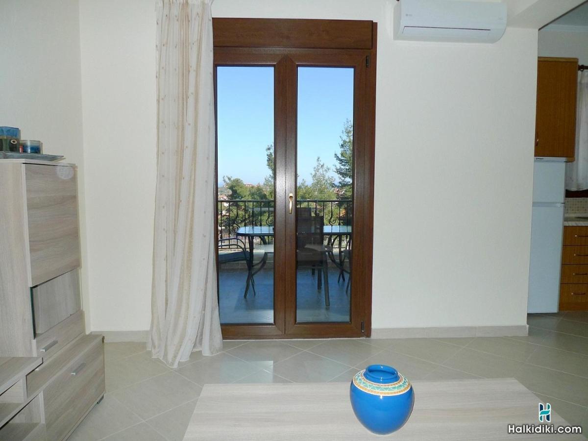 Village View Apartment photo 4