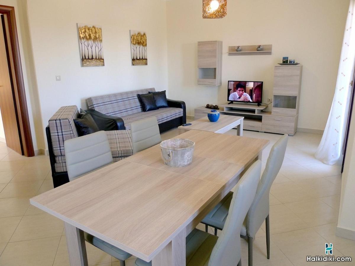 Village View Apartment photo 5