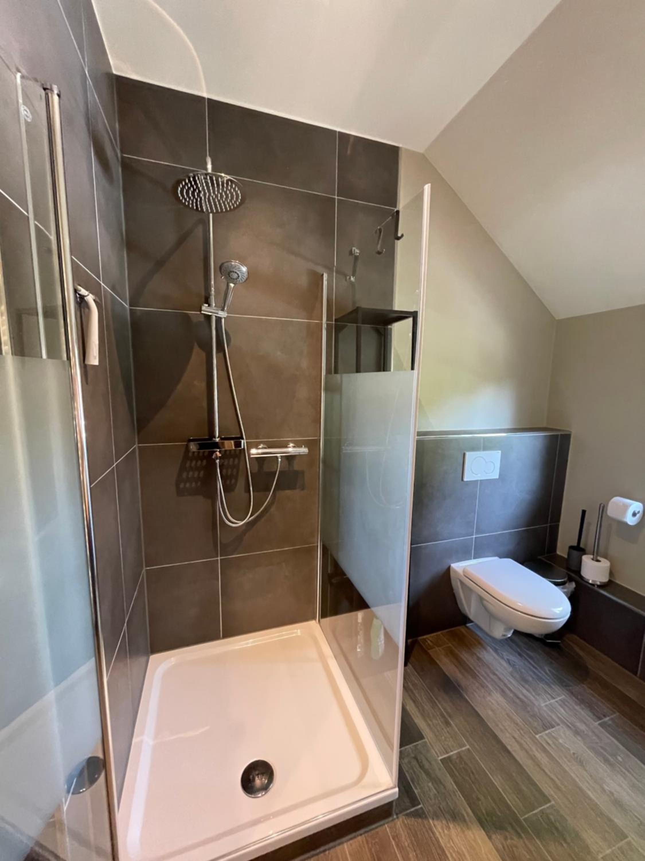 Luxus Lindenhof Apartments -Ferienwohnungen in Friesland an der Nordsee am Naturschutzgebiet Urwald