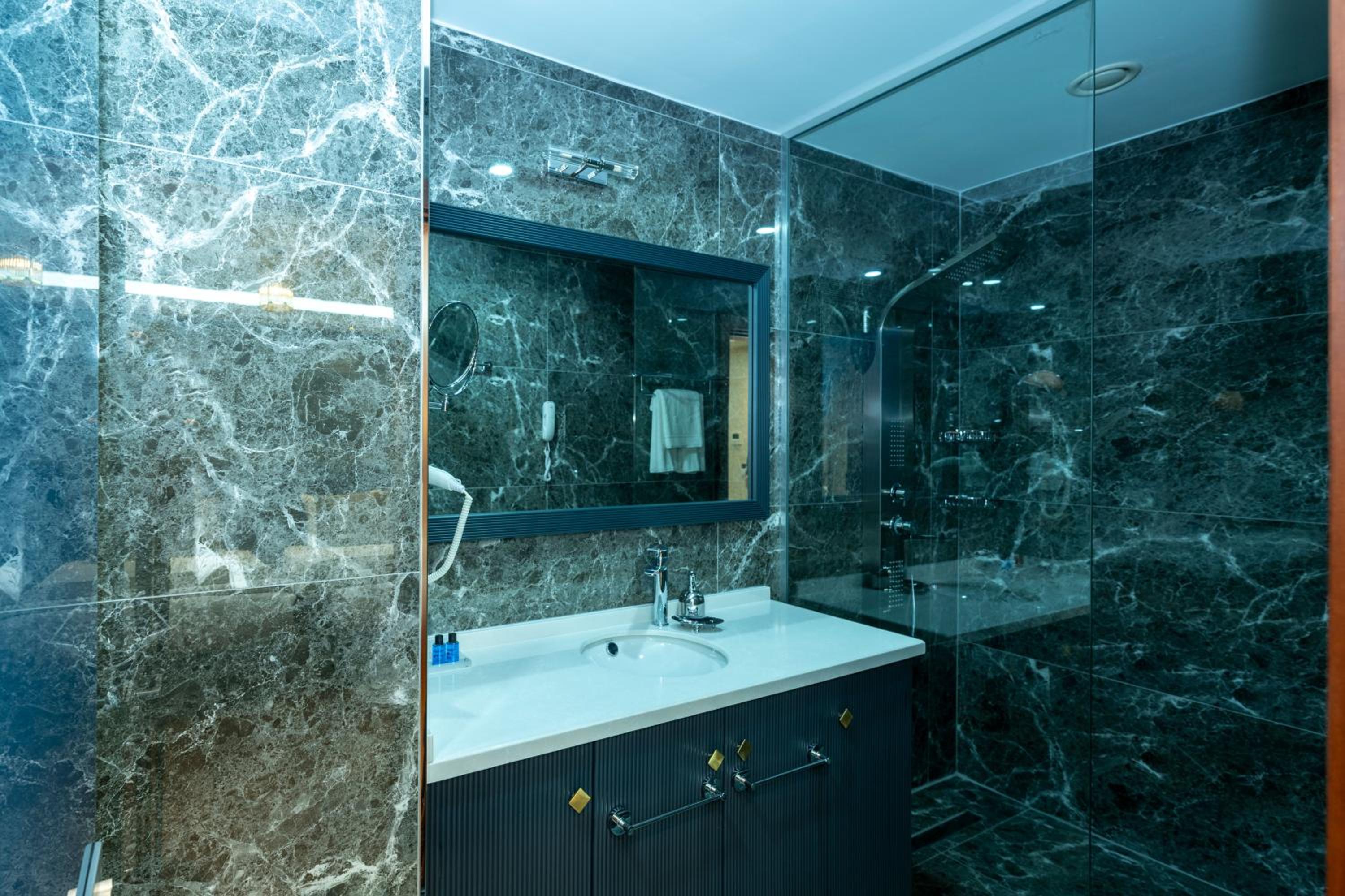 FREYA LUXURY OTEL - Image 50