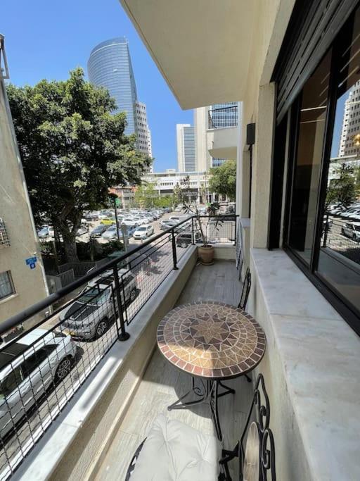 Prime location apartment in TLV view 2