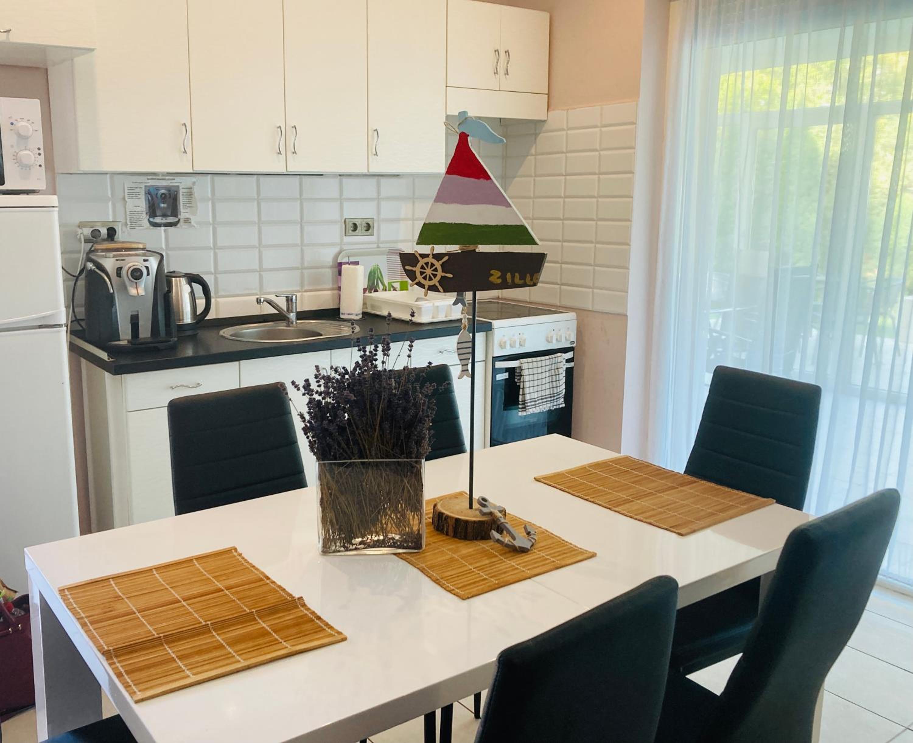 Tóparti Apartmanház