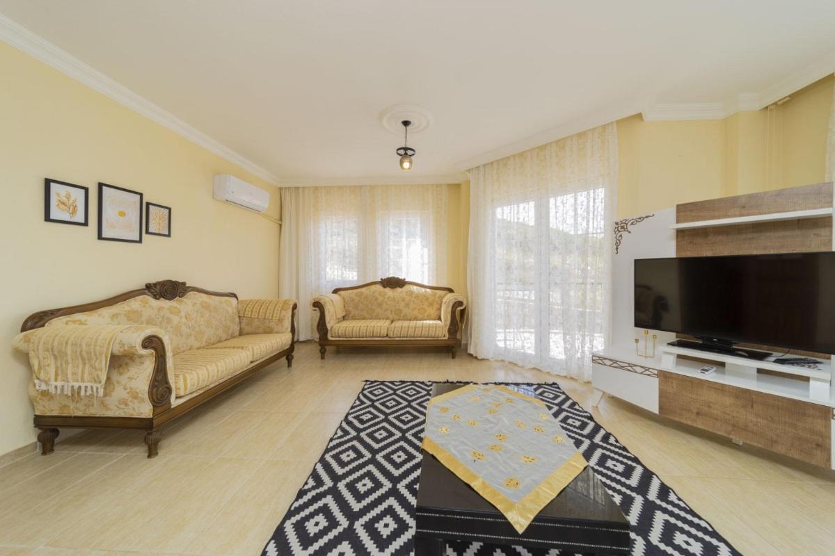 Cozy House with Sea and Nature View in Antalya view 3