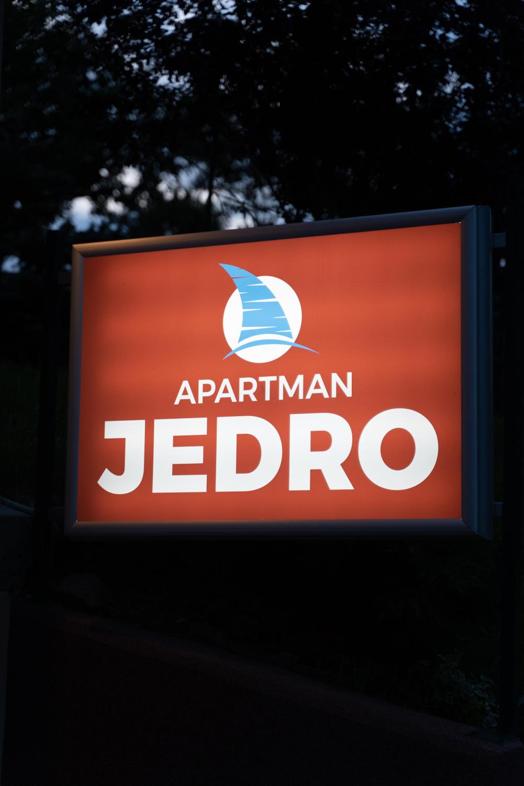 JEDRO - Apartman sa garažnim parkingom view 5