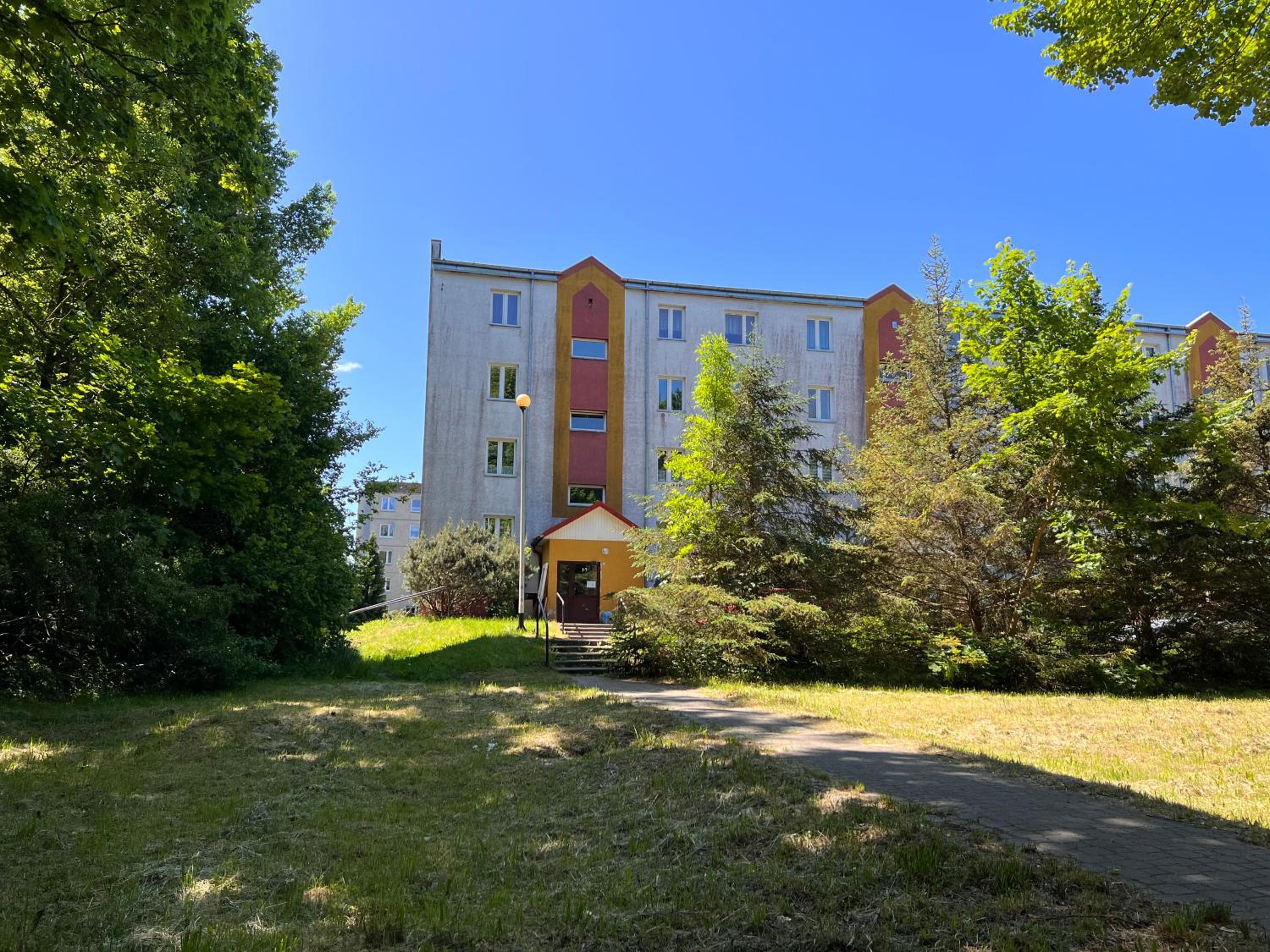 Kolobrzeska PRL Apartment with modern touch