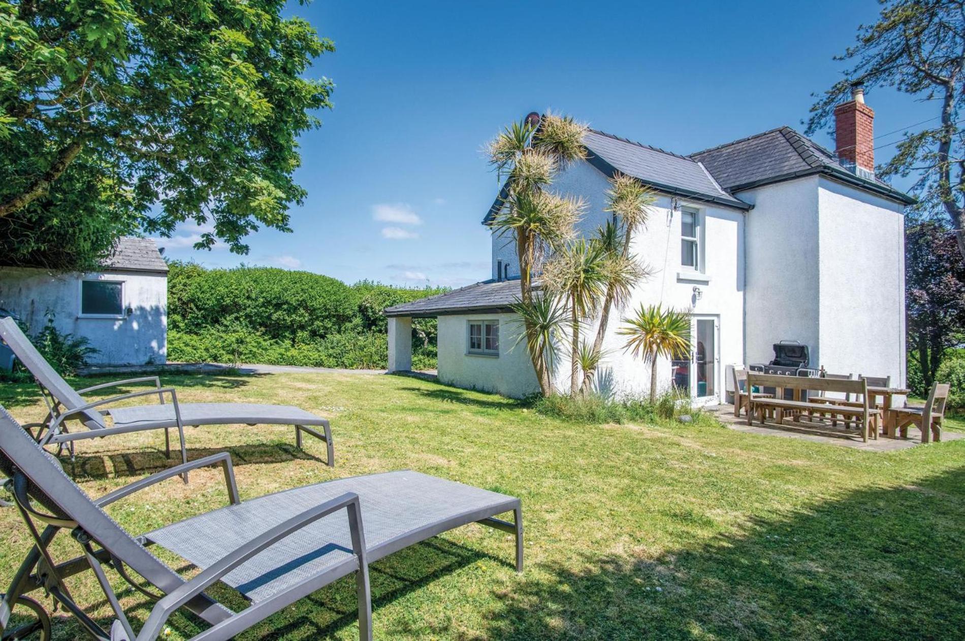 Penlan - 3 Bedroom Cottage - Saundersfoot view 3
