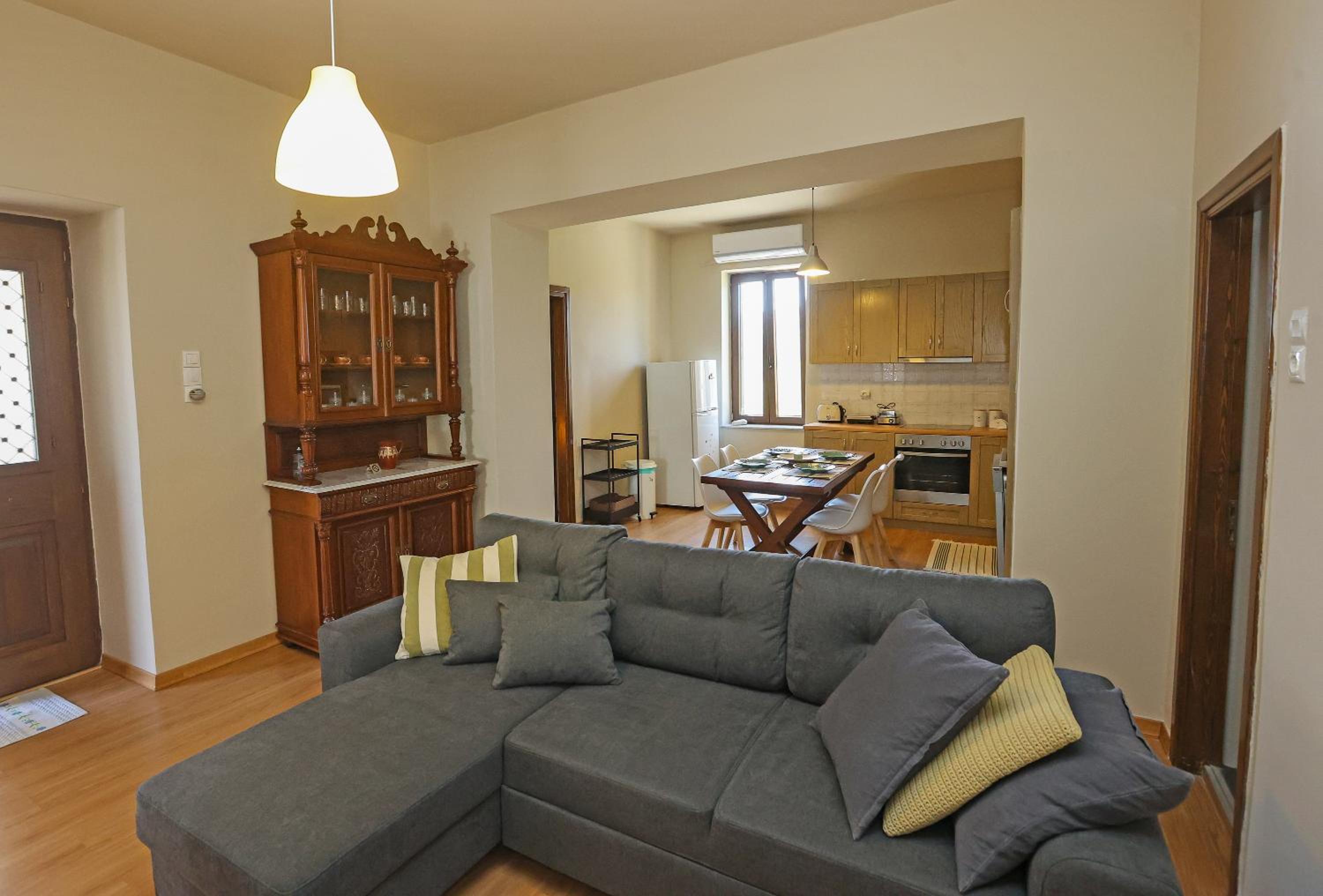 Pine Cottage, Syros Island