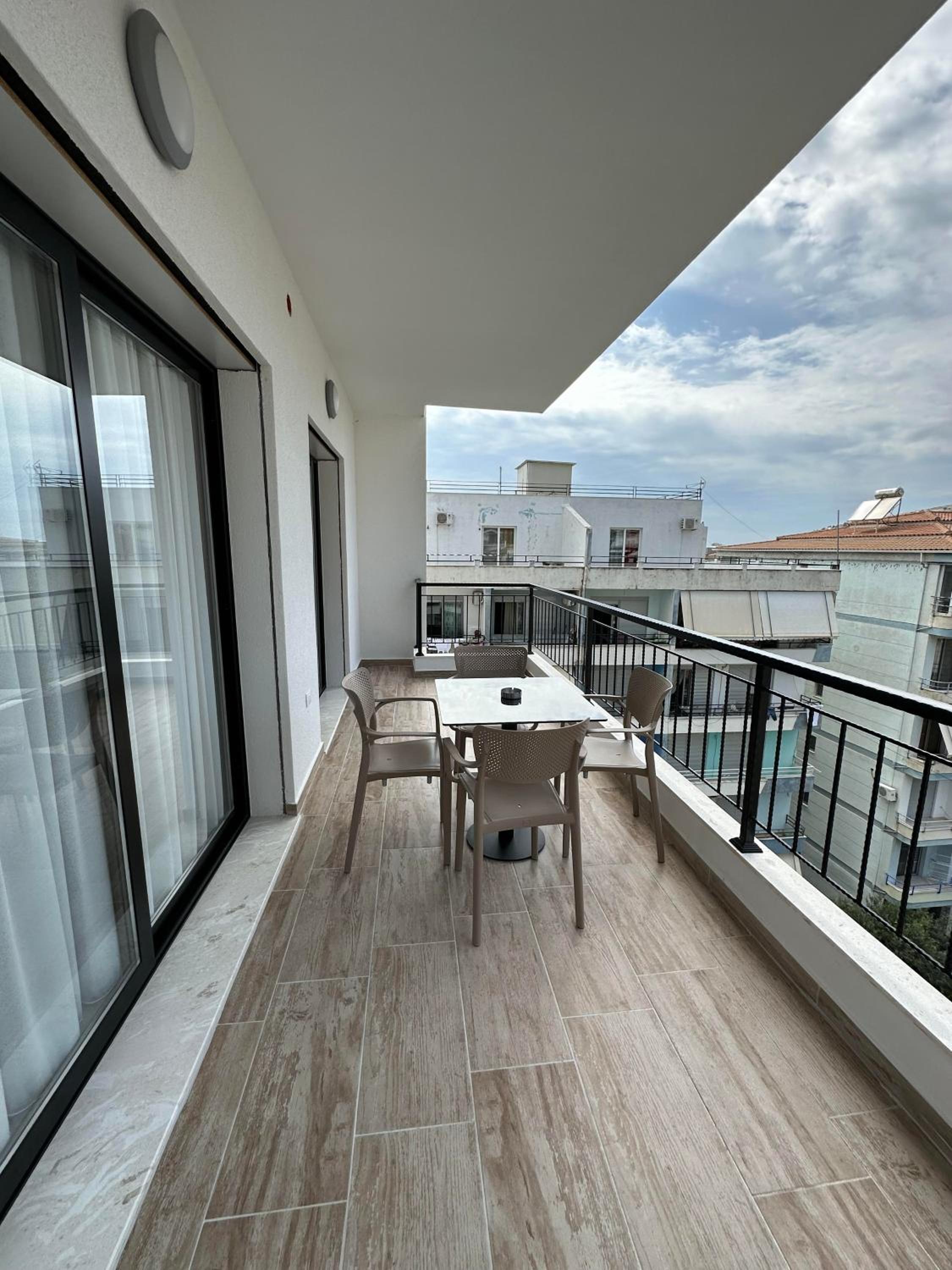 Joanna Suites