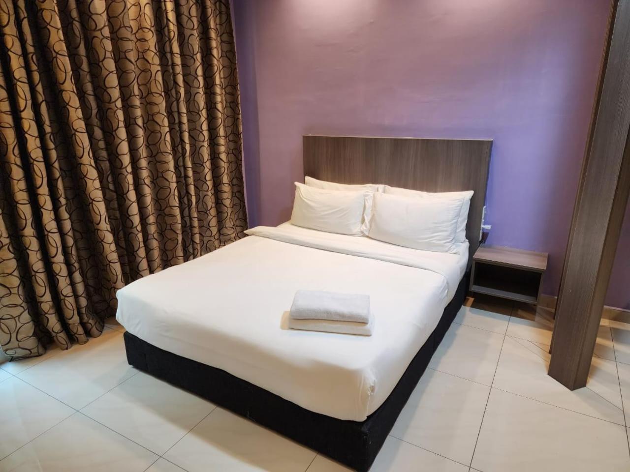 Regalia Suites KL Infinity Pool _ by MygeHomes
