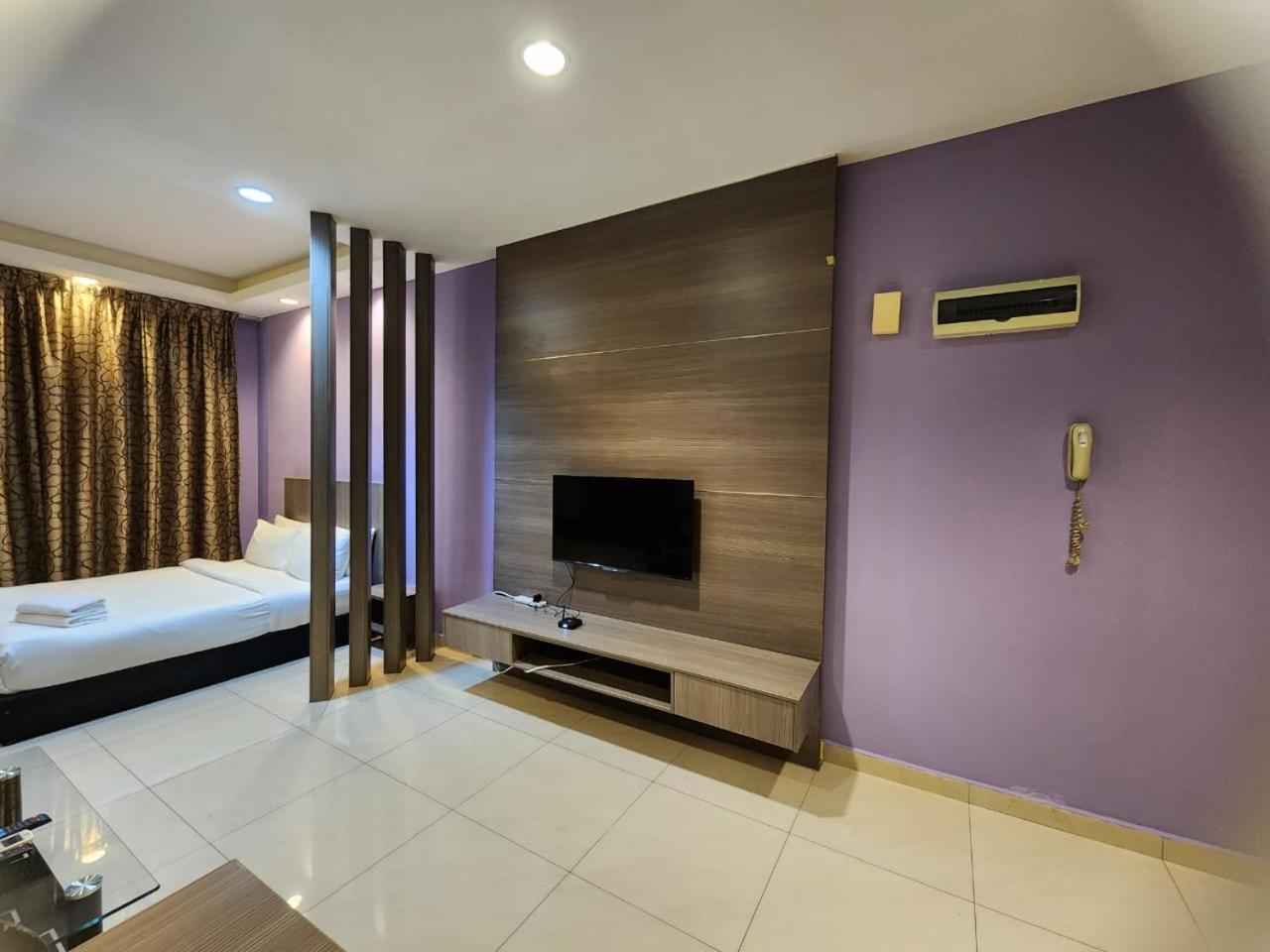 Regalia Suites KL Infinity Pool _ by MygeHomes