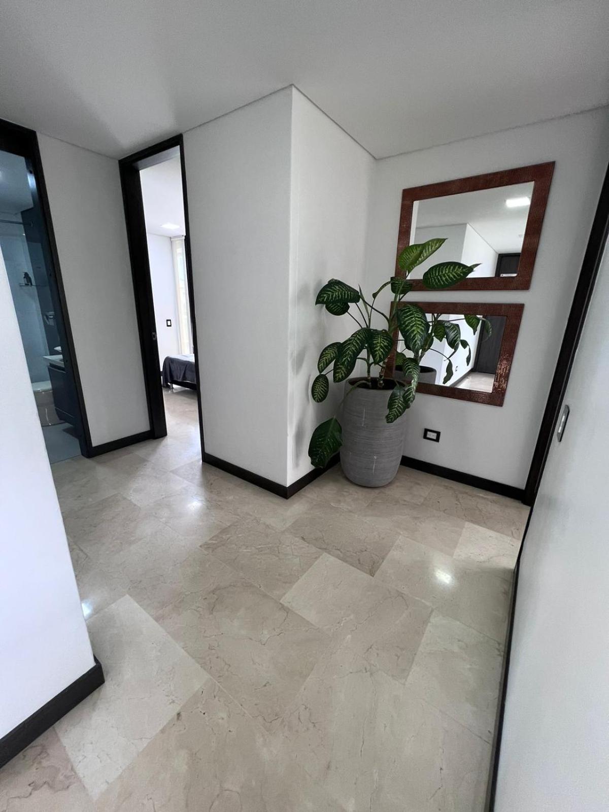 Spacious Apartments with High views from Poblado