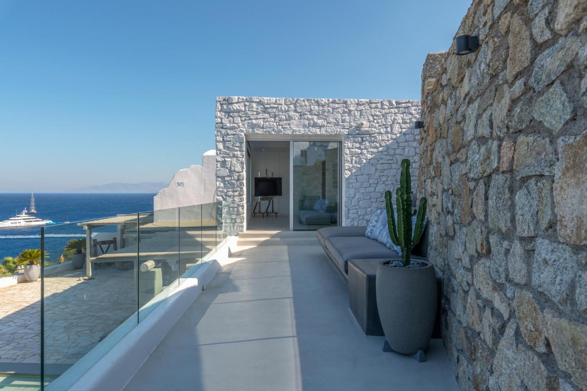 Villa Lilium I - Overlooking Psarou Bay, Mykonos photo 4