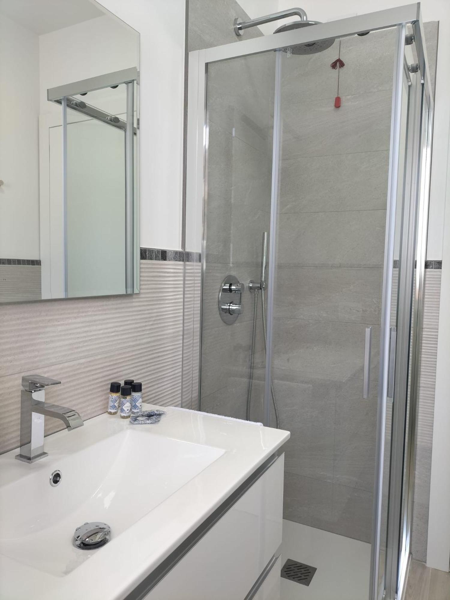 APARTMENT VELA SUITE
