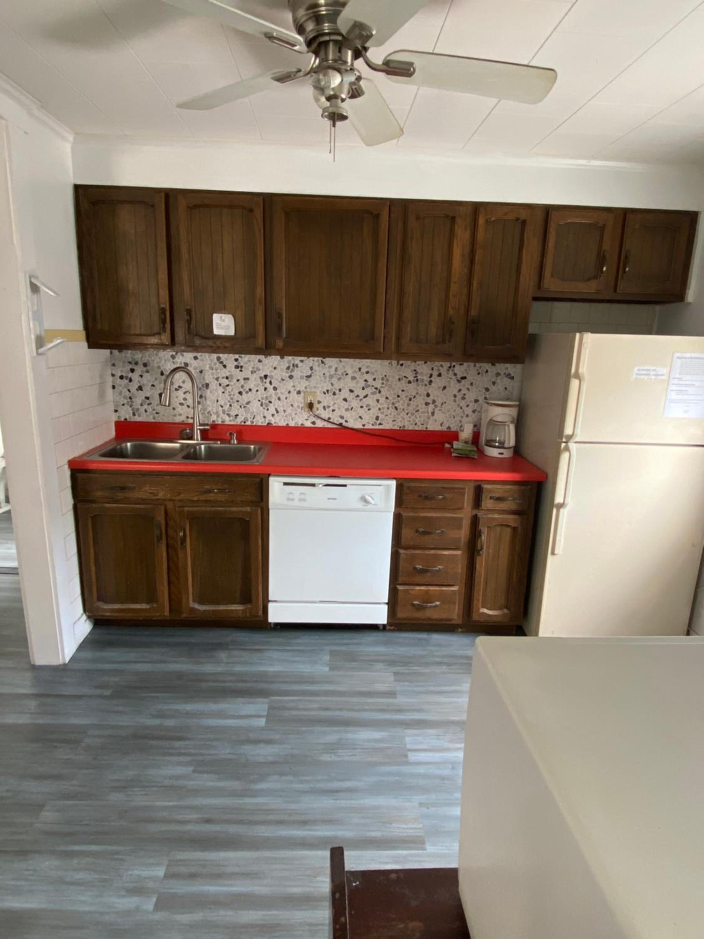 Nautical Beach Apartments view 4