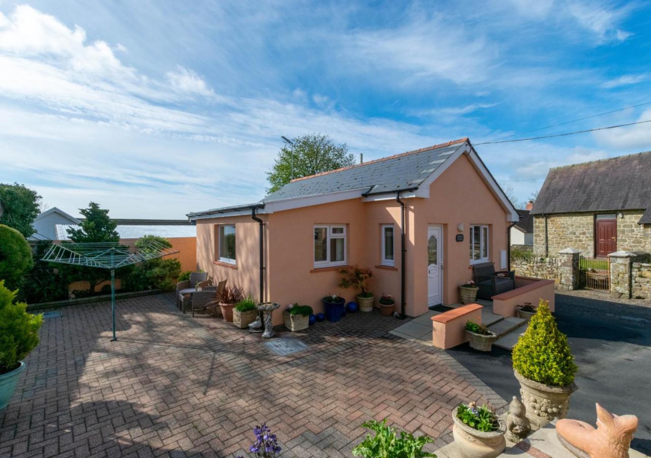 1 Bed in Robeston Wathen oc-pw9200