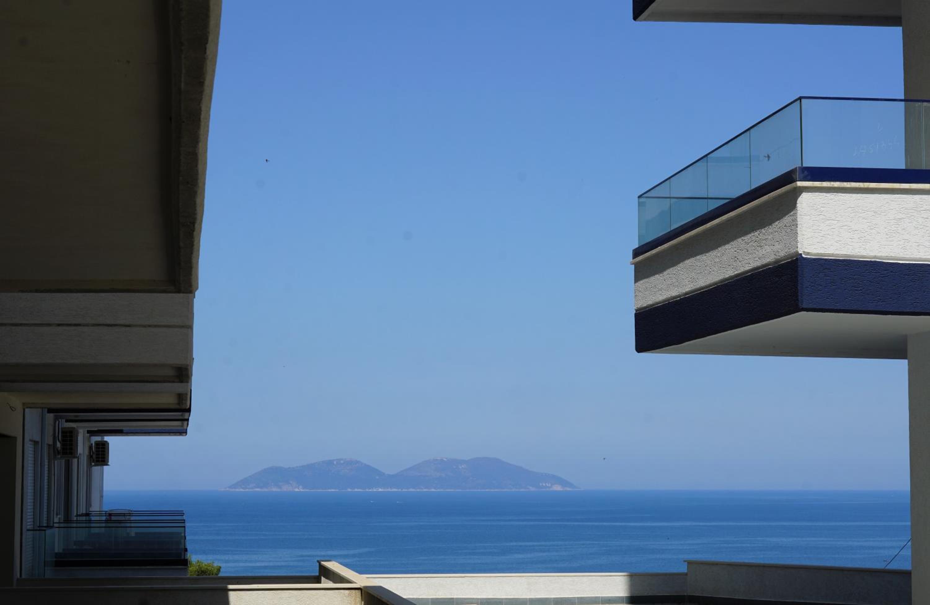 ELISOS Studio Apartment