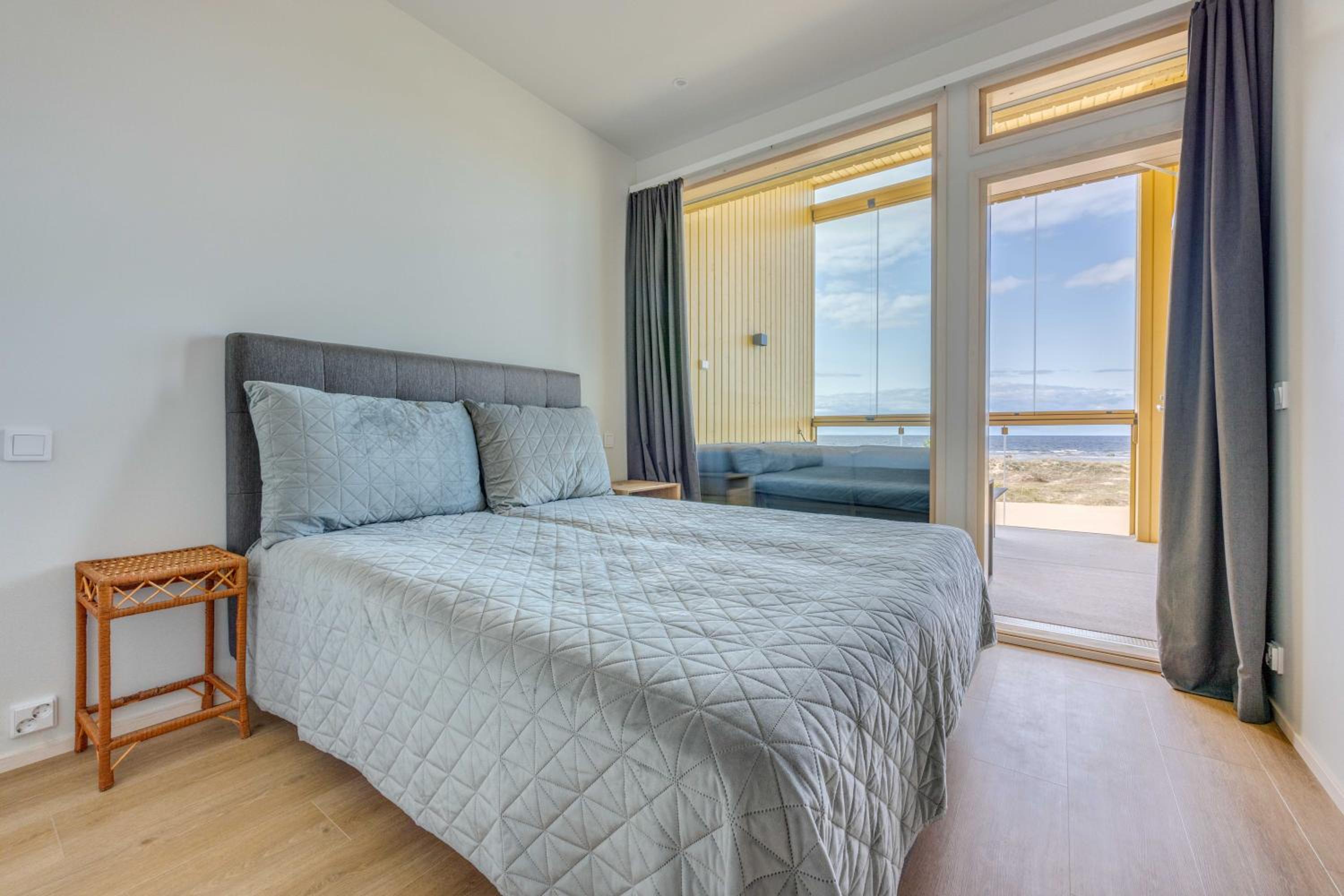 Seaview Villa Resort