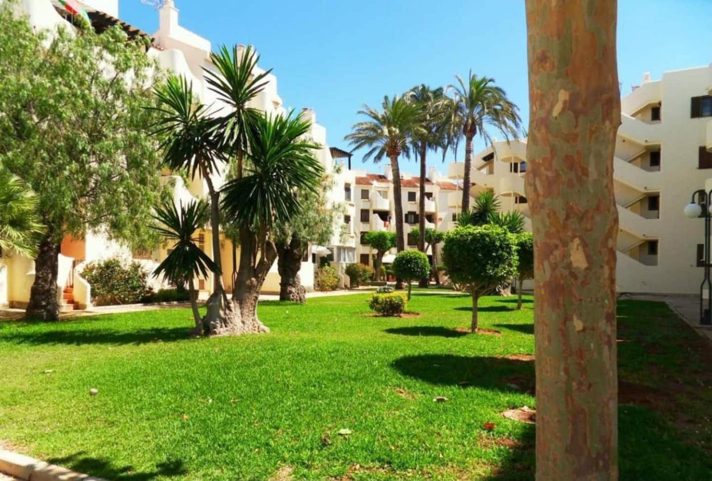 Acogedor apartamento en la Playa. Urbanización La Felicidad. Las Marinas