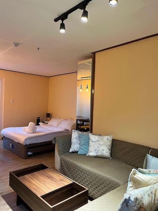 Cozy Studio Unit in Zone Vill Condominium-Montinola Subdivision view 3