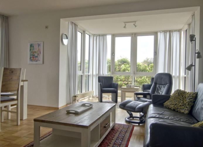 Weitblick- ideal gelegene Familienwohnung mit Charme view 2