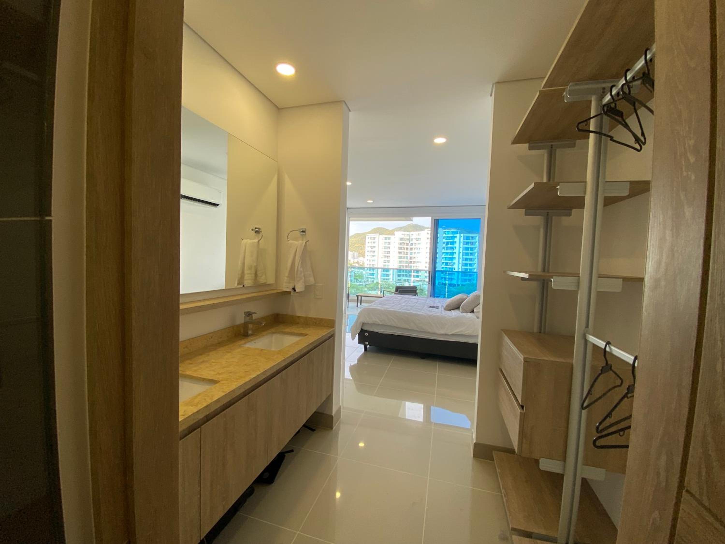 Reserva Del Mar - 2 bedroom apt with private hot tub and beach view