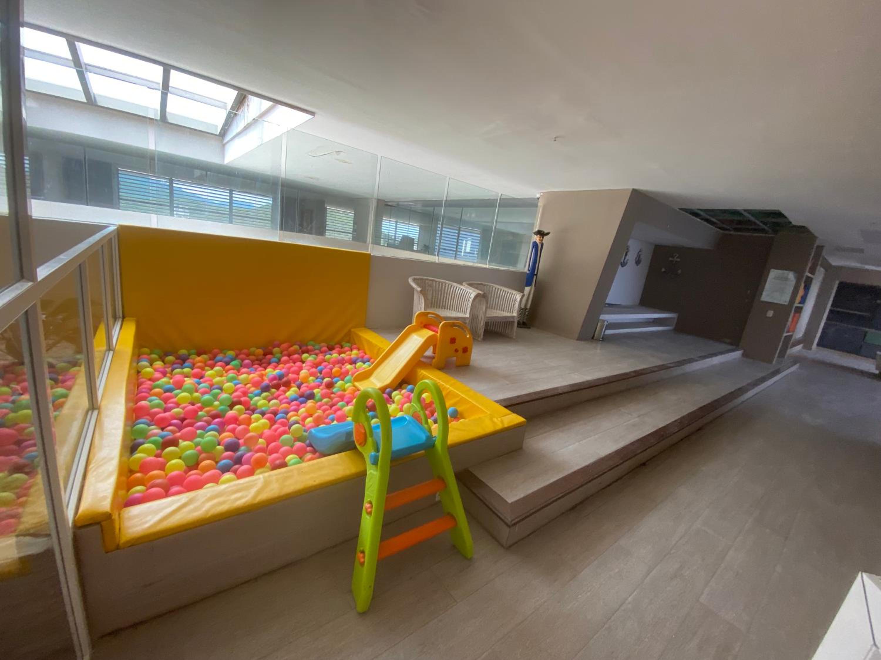 Reserva Del Mar - 2 bedroom apt with private hot tub and beach view