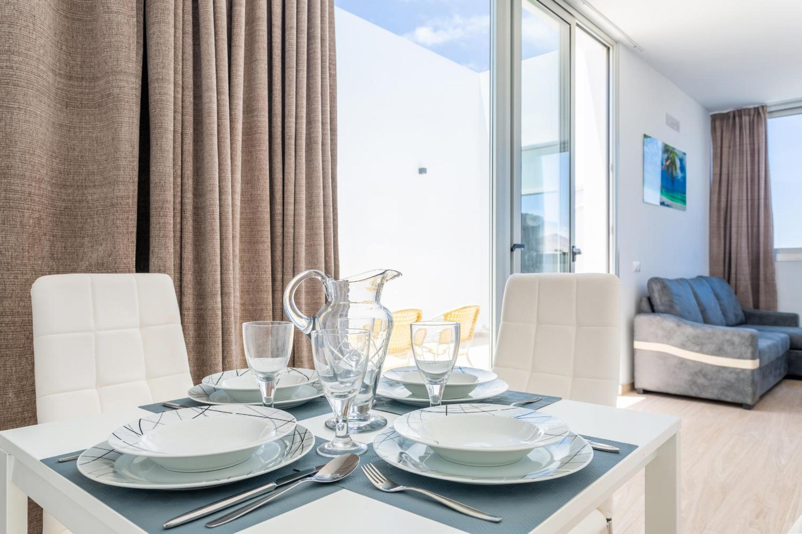Pure Relax Vacation Home - Large terrace and Solarium By Lanzarote Vacation Homes