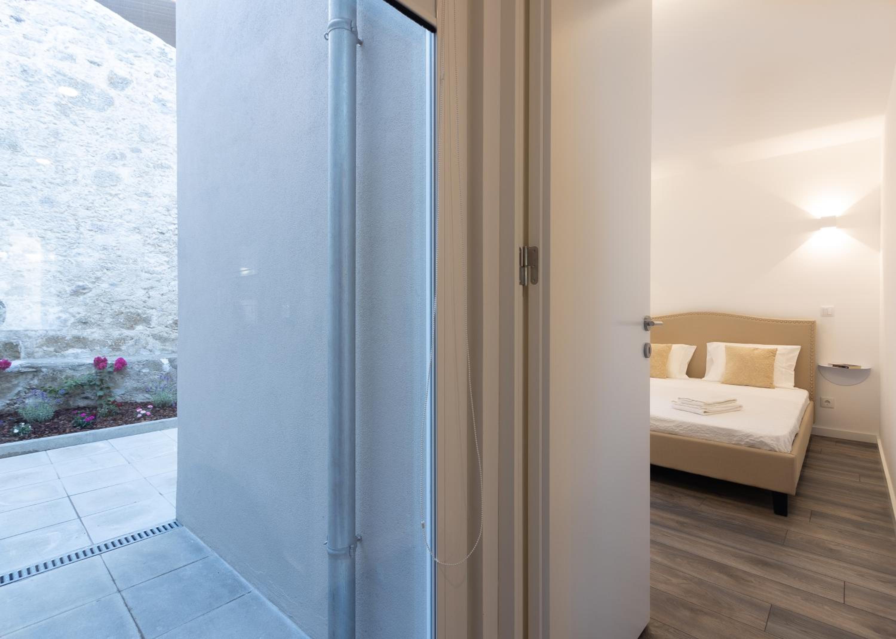 Dona Emília Studio Apartments