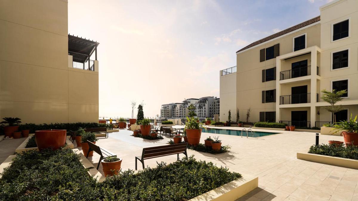 Ultimate Stay - 4 Beds - La Mer - Sunset Marina View