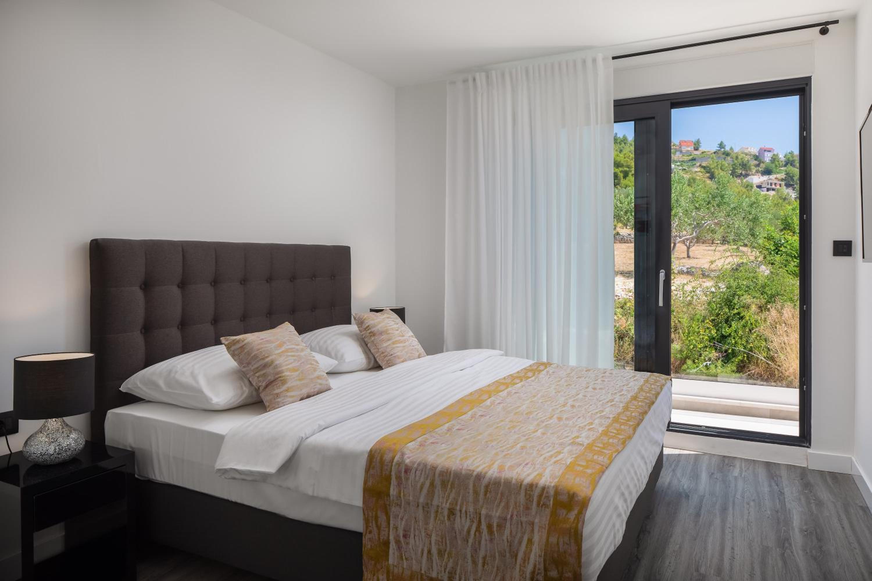 Stunning Villa In Podstrana With Outdoor Swimming Pool, Sauna And Wifi