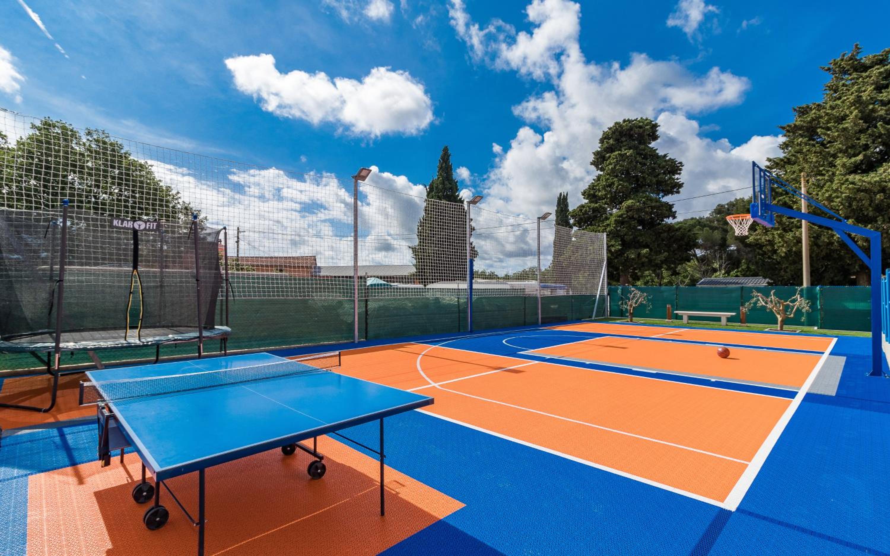 activities & amenities