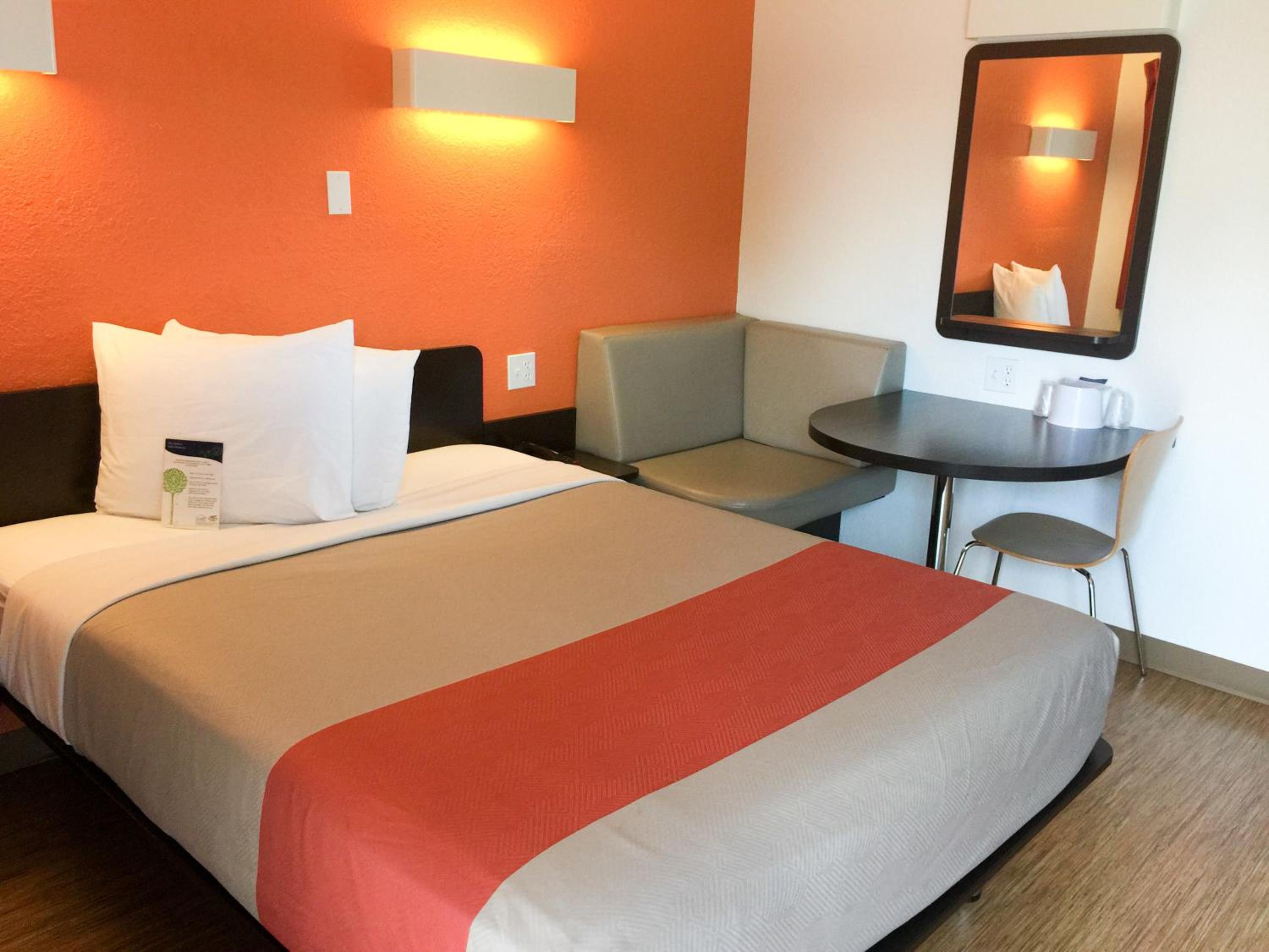 Ardmore Vacations - Motel 6-Ardmore, OK - Property Image 25