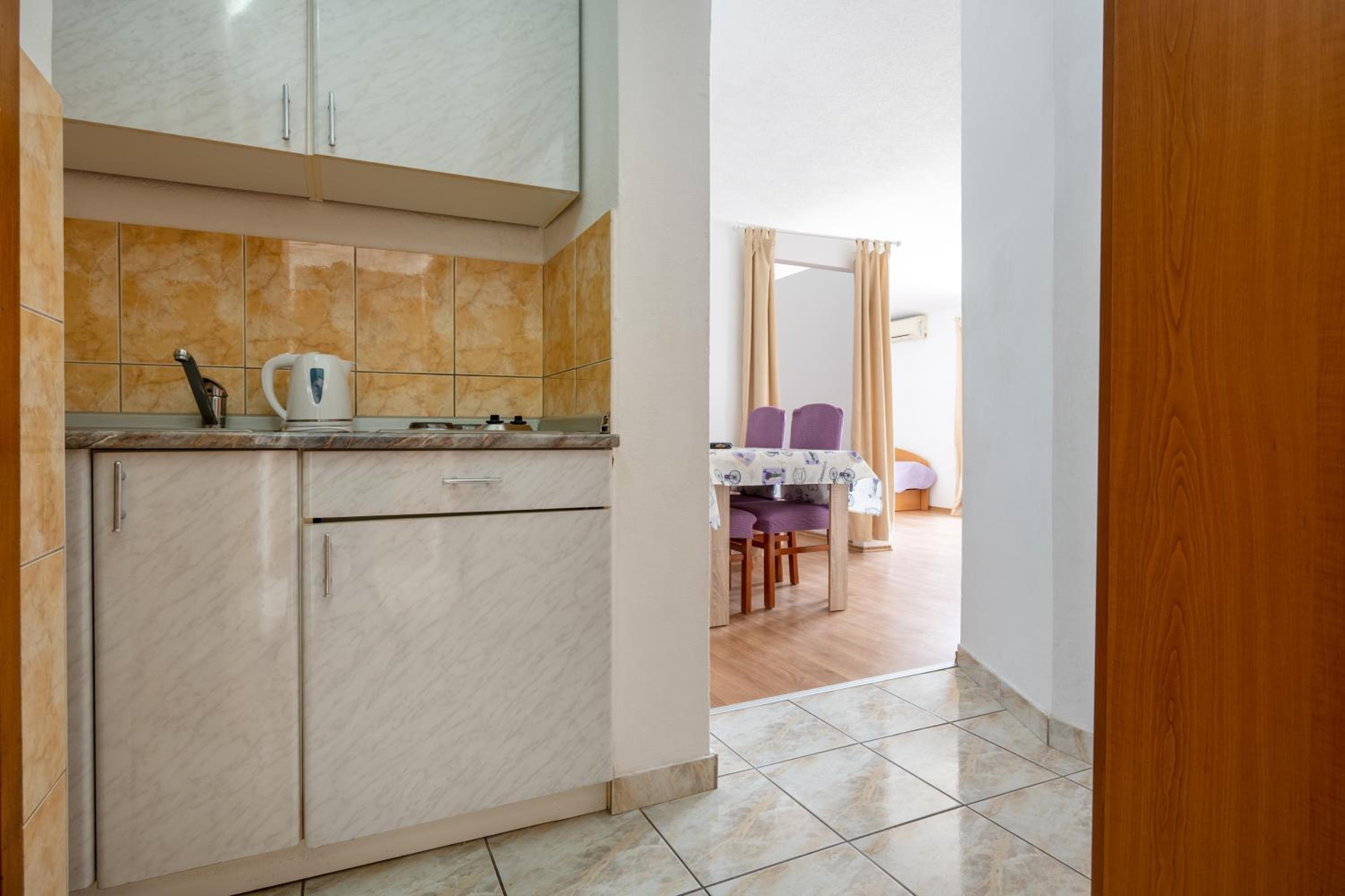 Studio APARTMANI LEŽENIĆ