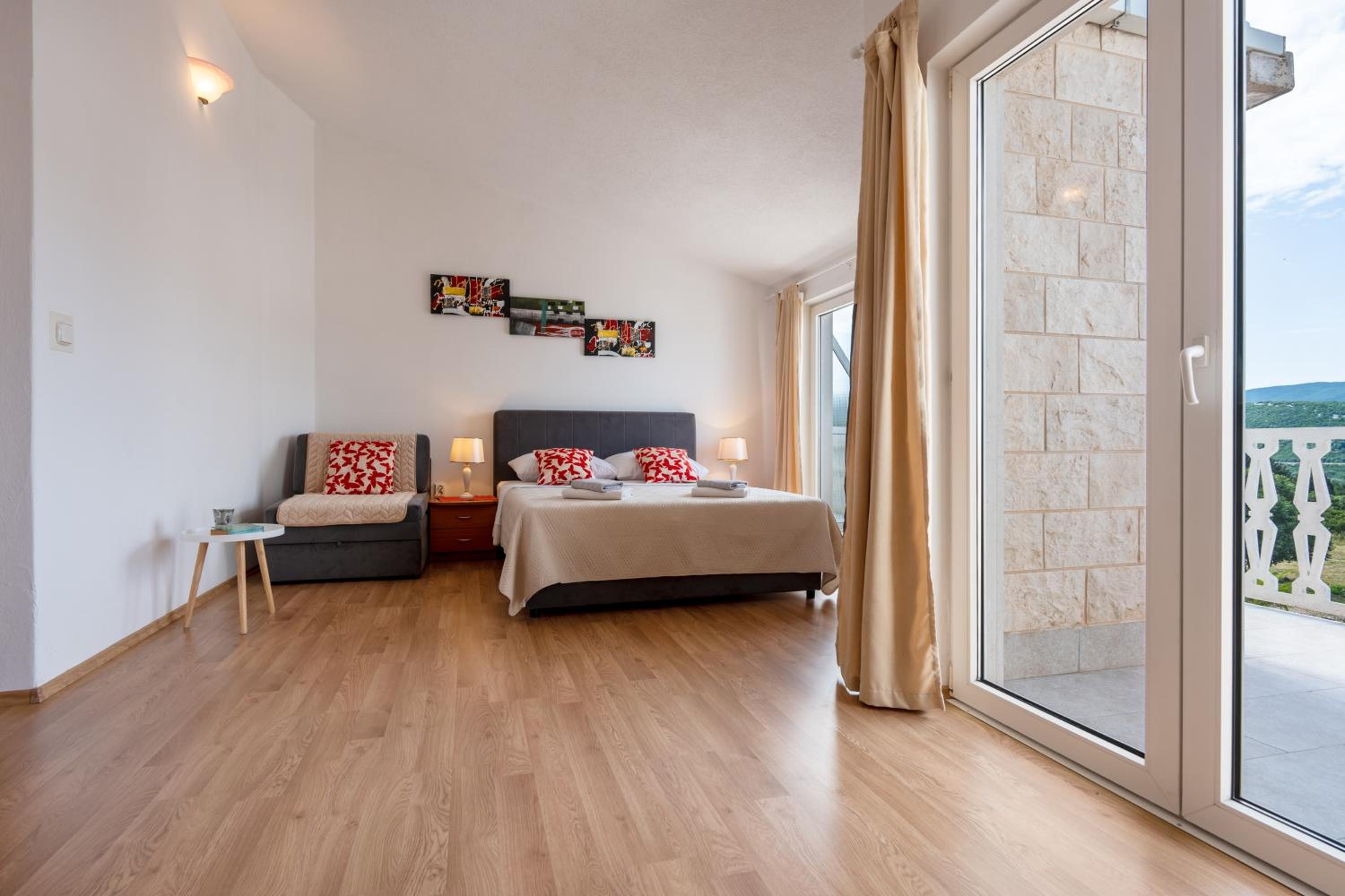 Studio APARTMANI LEŽENIĆ
