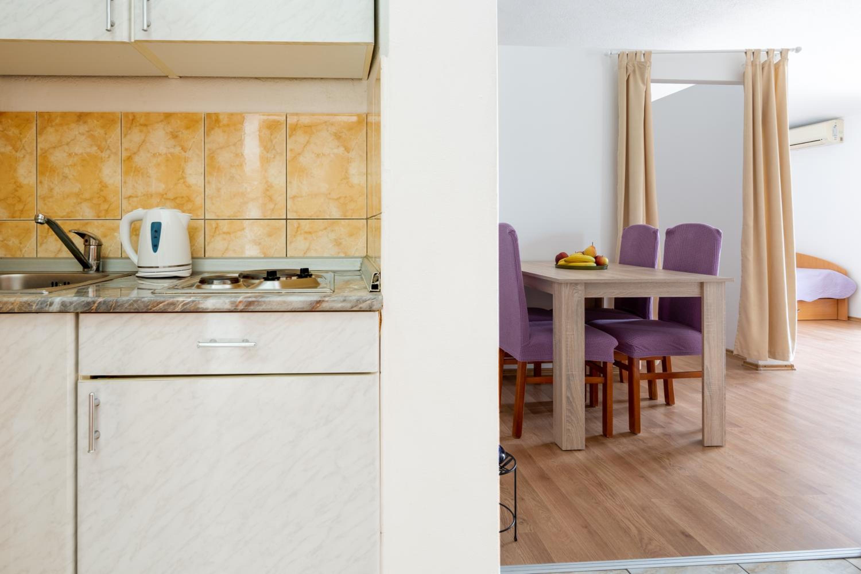 Studio APARTMANI LEŽENIĆ