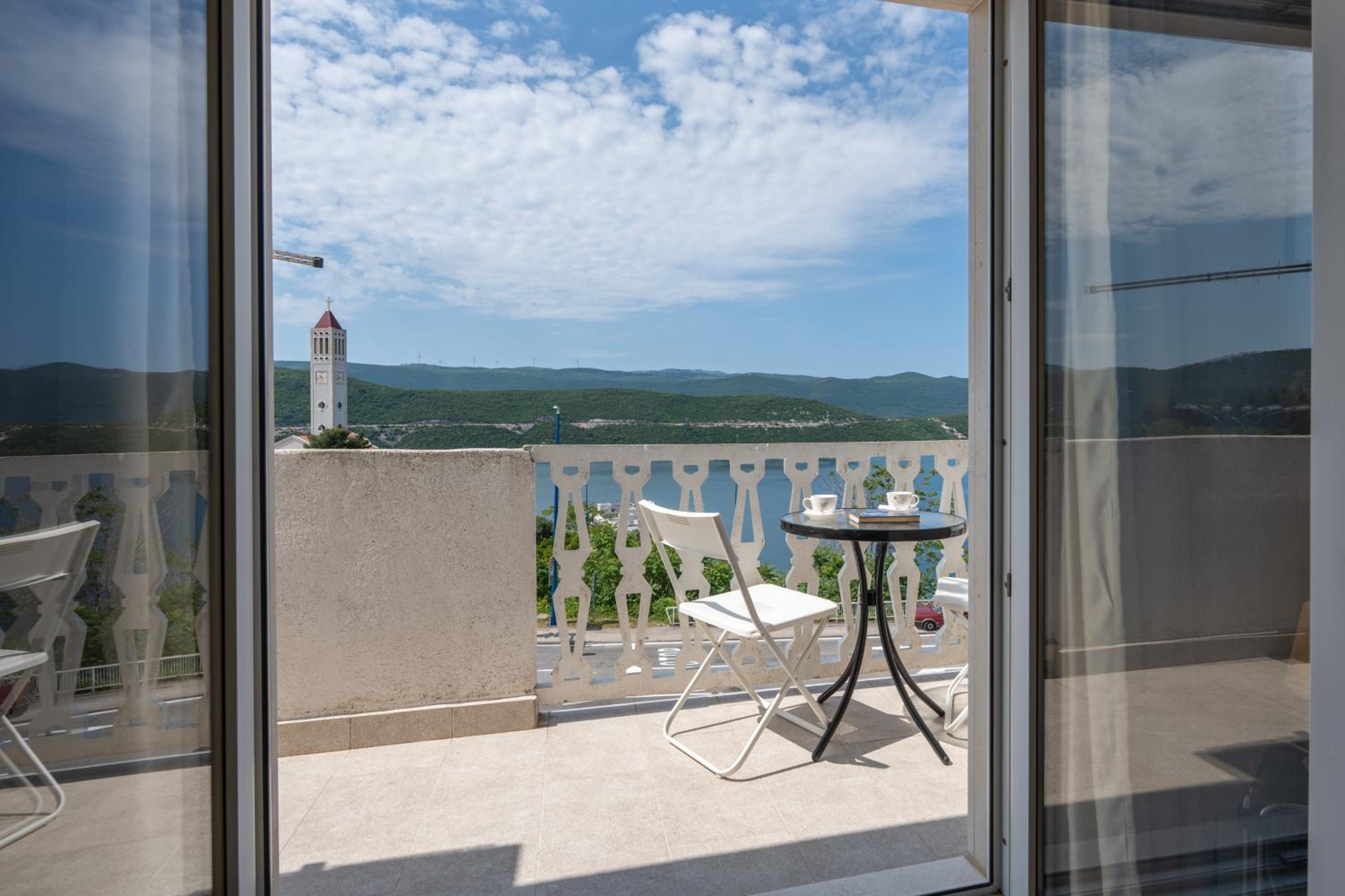 Studio APARTMANI LEŽENIĆ