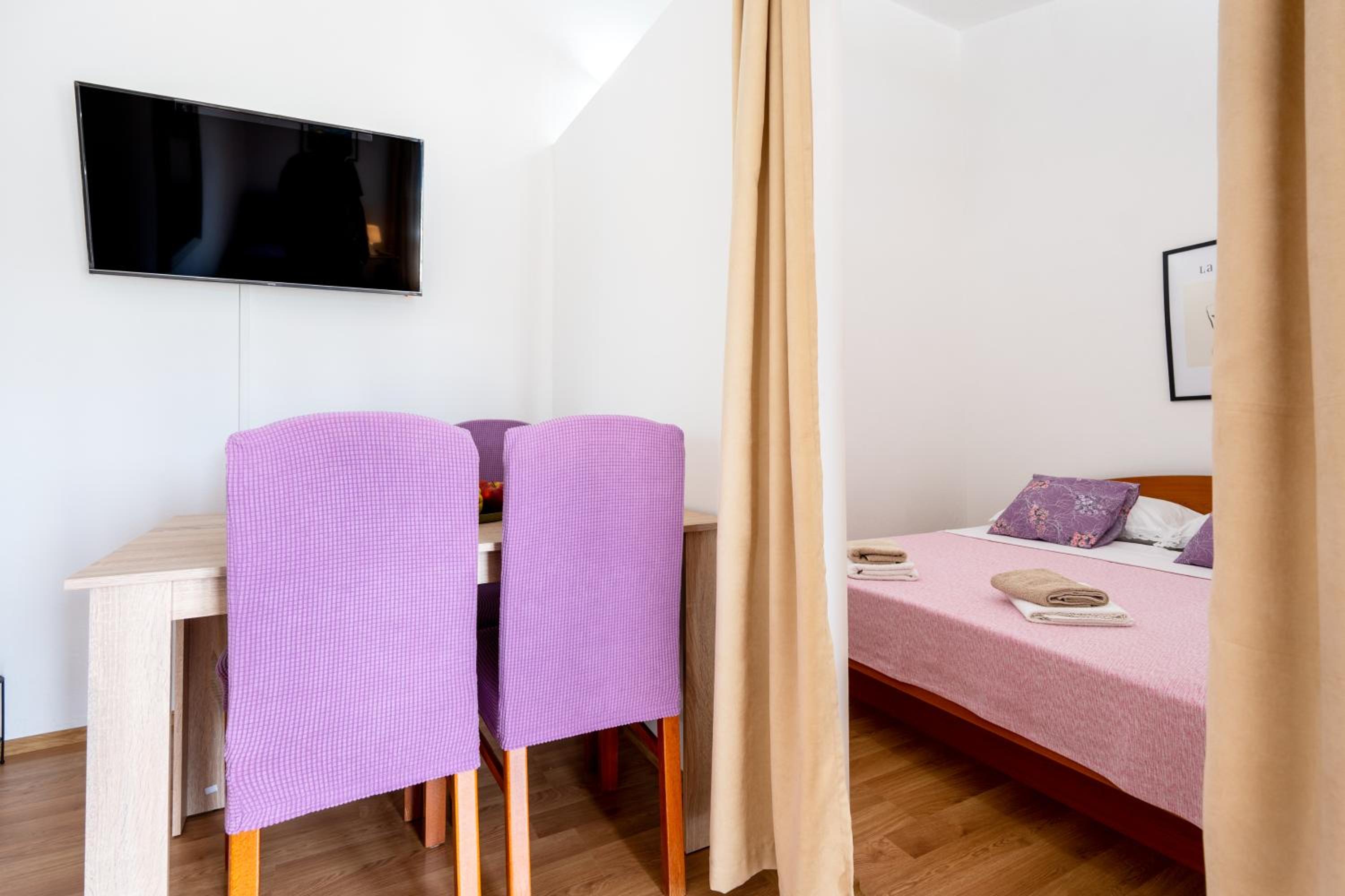Studio APARTMANI LEŽENIĆ