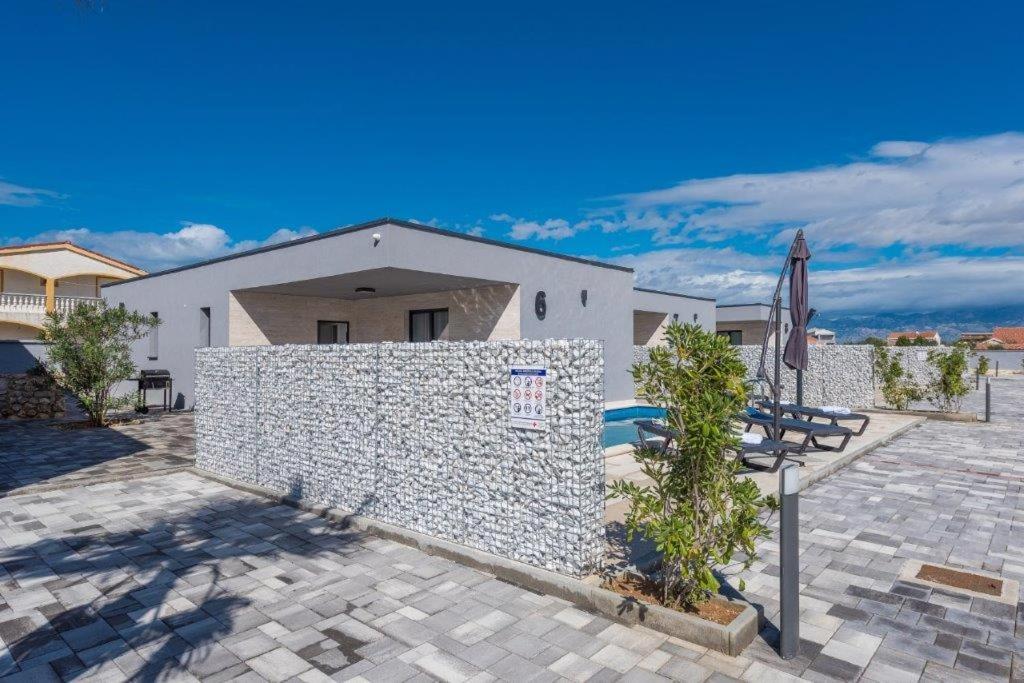 Awesome Villa In Vir With Outdoor Swimming Pool, Sauna And Wifi