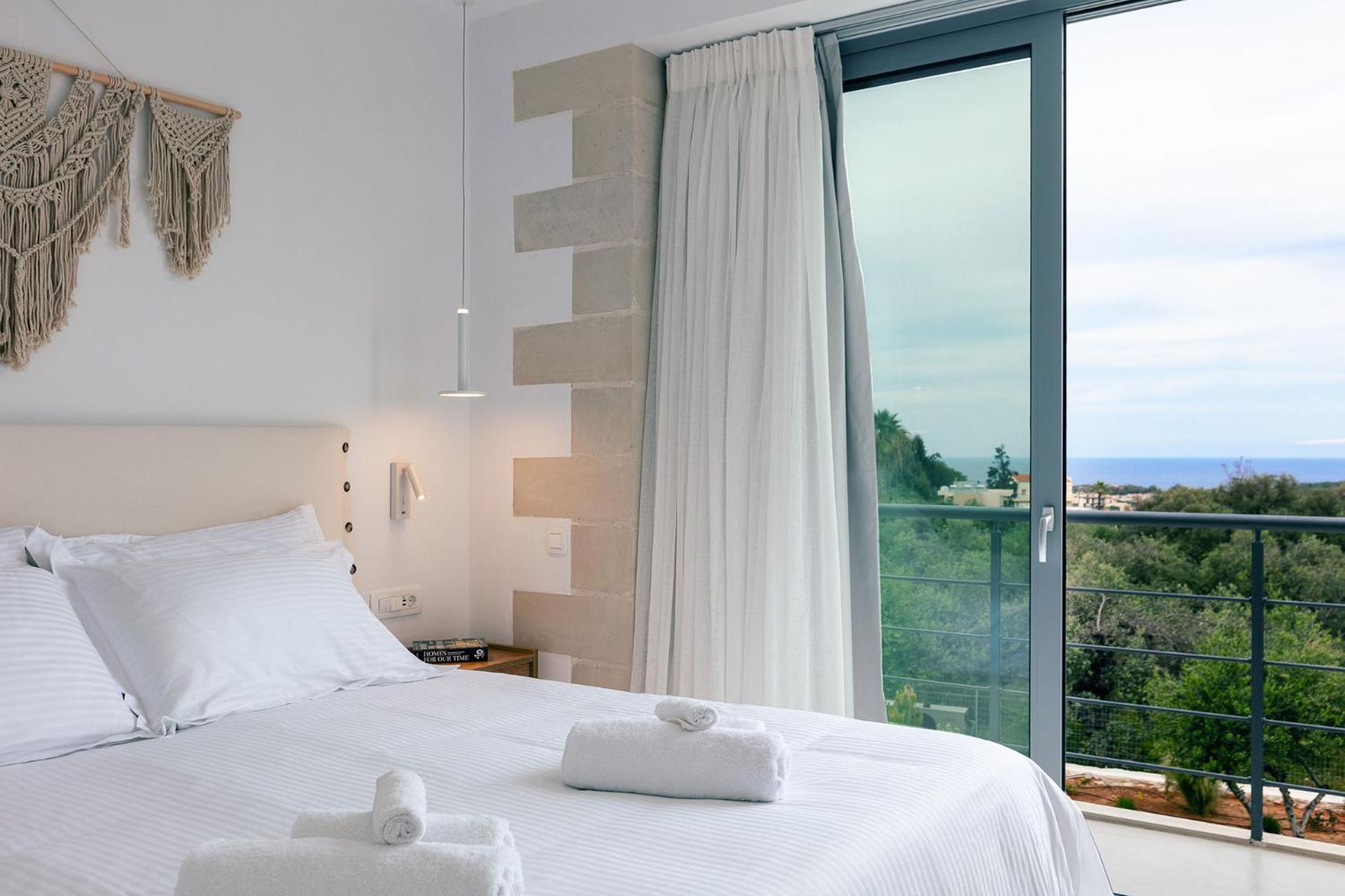 Heniochos Villas