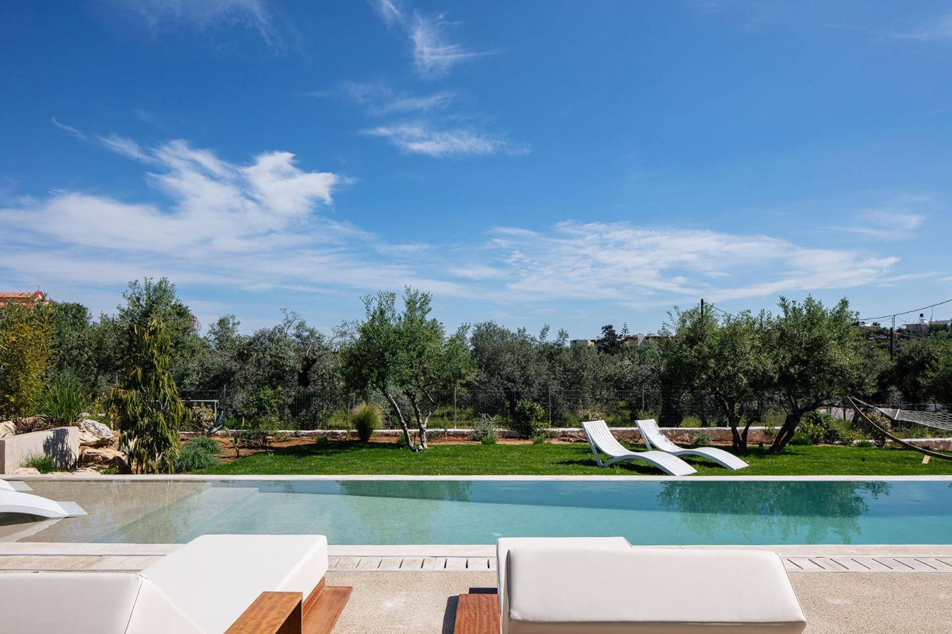 Heniochos Villas