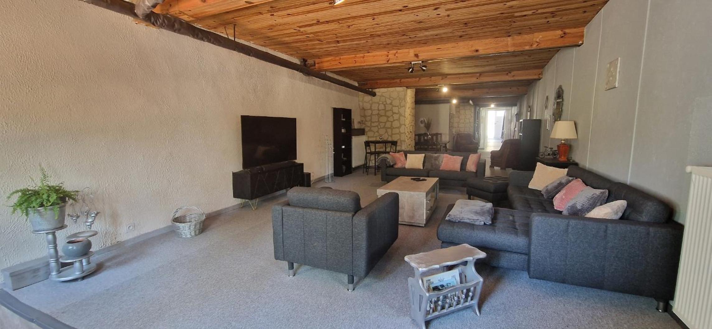 Spacieuse Suite Maison de Ville - 4 Personnes